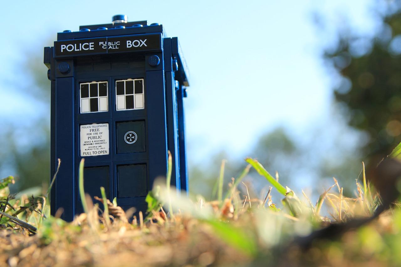 doctor who season 1 episode 2 the end of the world review daily distress peejay adams
